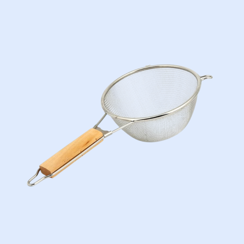 나무 손잡이가 달린 체