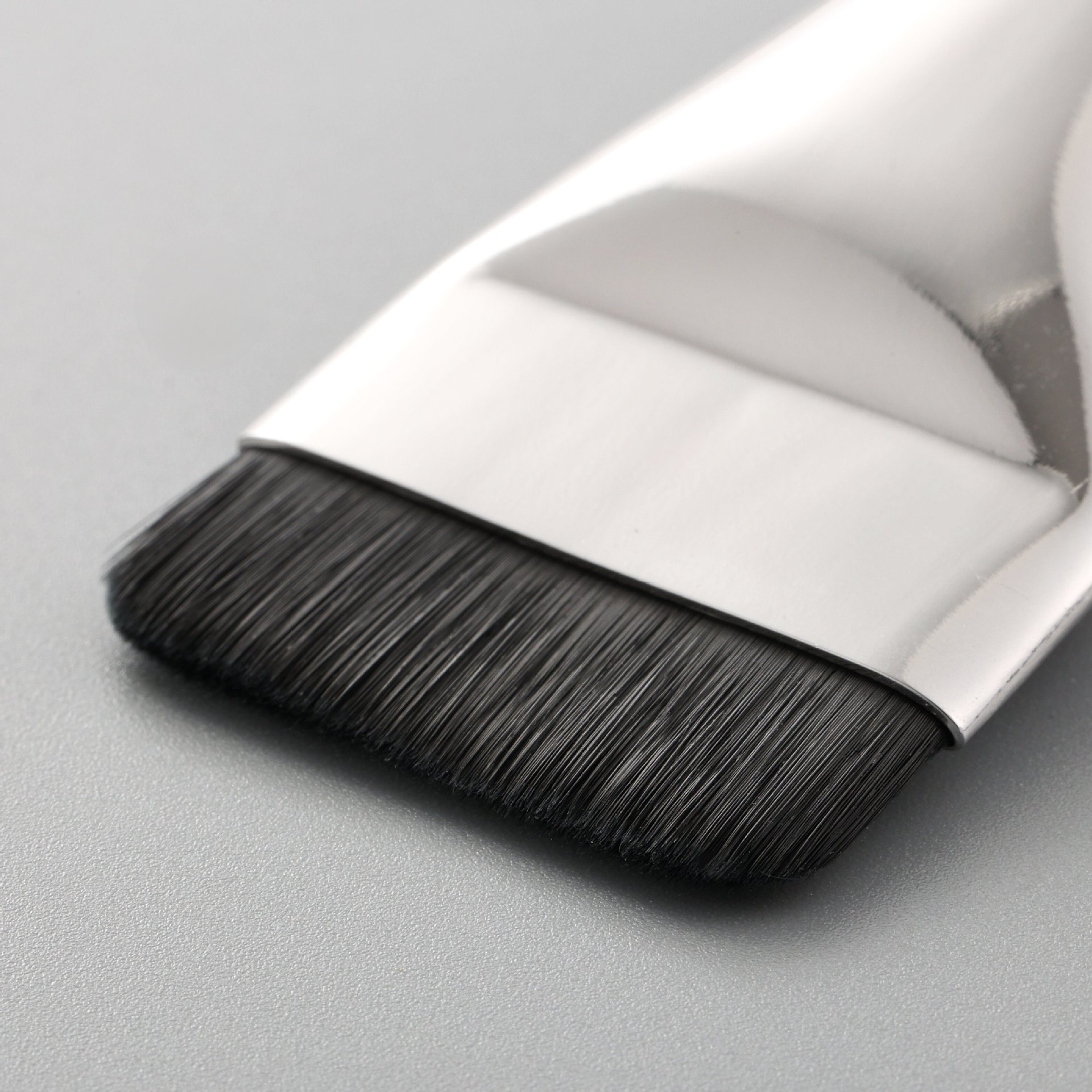 一支平頭粉底刷套裝