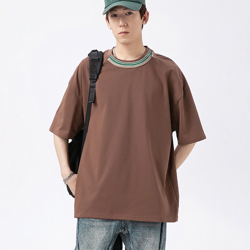 Volné jednobarevné módní krátké tričko v japonském stylu