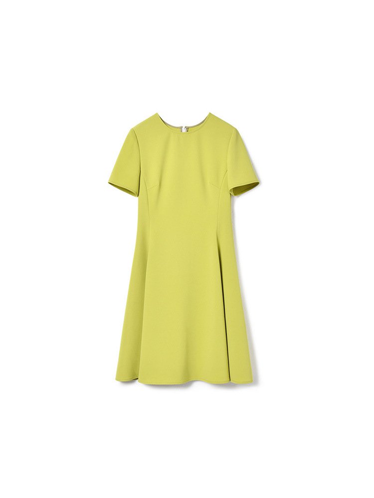 Šaty áčkového střihu střední délky s krátkými rukávy pro úzký střih