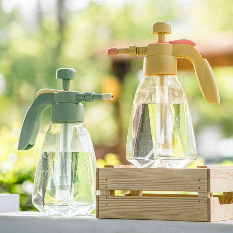 Watering pot for watering flowers, household watering pot, air pressure watering pot