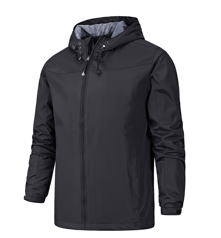 防寒性に優れたマウンテンパーカーの素材詳細