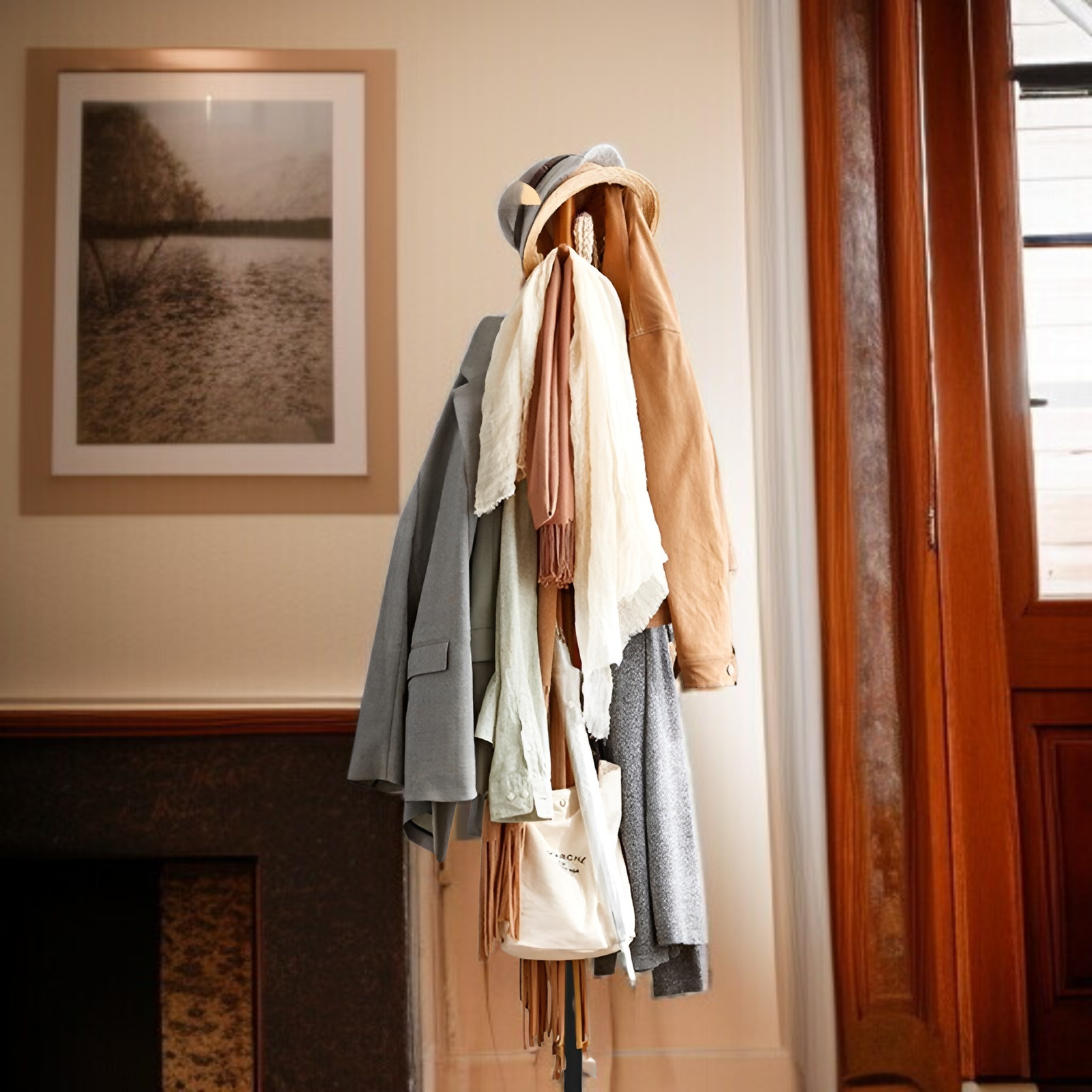 モダンシンプルなフロアスタンドバッグラック　フレンチスタイルアイロン掛け可能　ベース付き衣帽スタンド