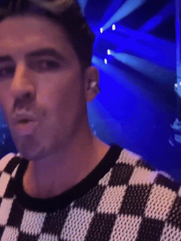 スポーツ向けオープンイヤーイヤホン