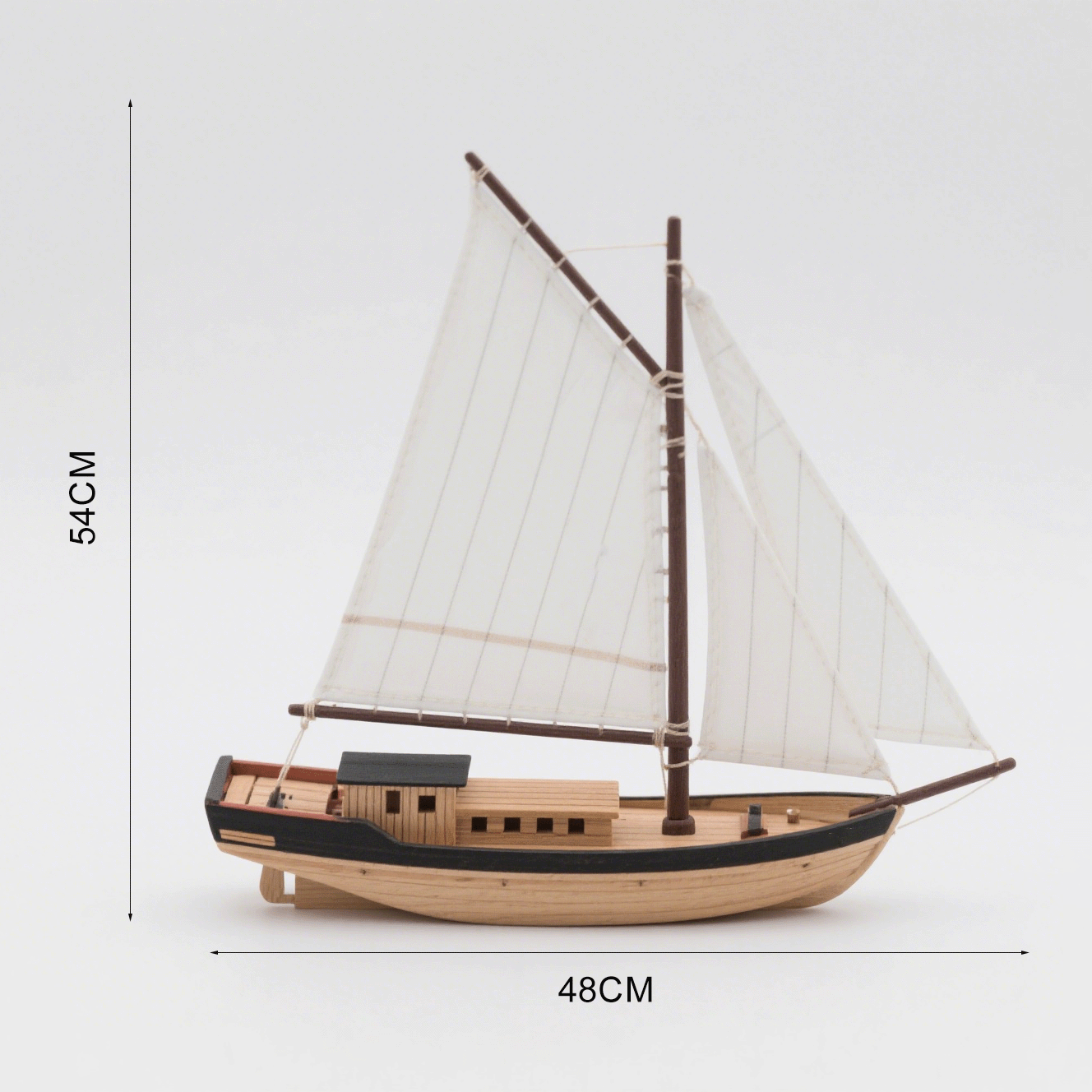 Prémium minőségű fa vitorlás modell közelről
