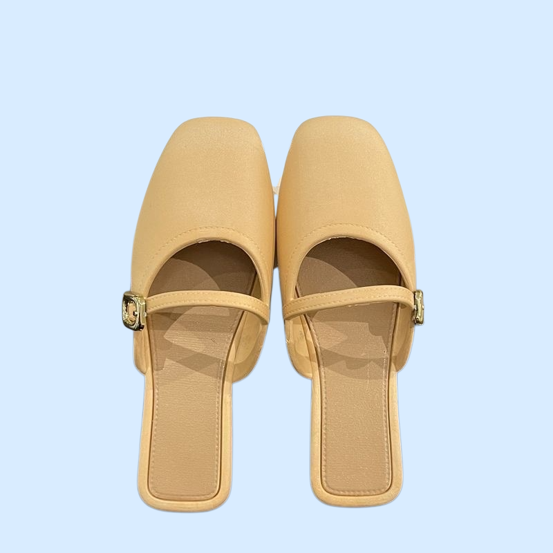 フレンチエレガンスのサンダル