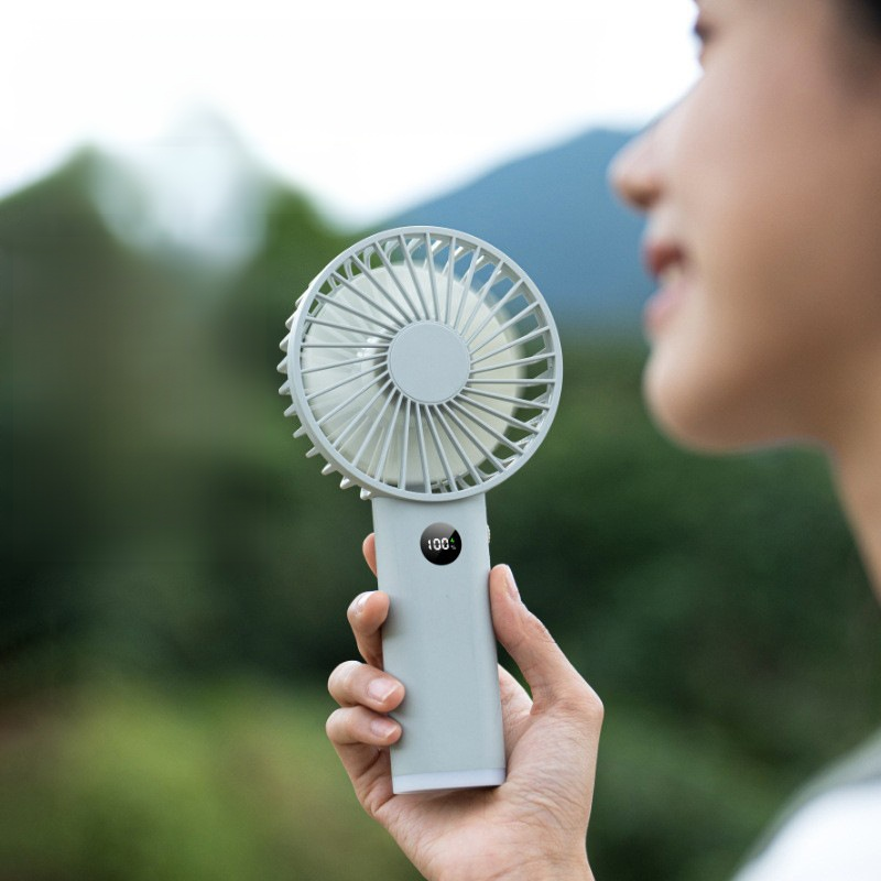 ハンドヘルドミニファン