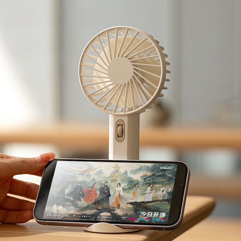 ハンドヘルドミニファン