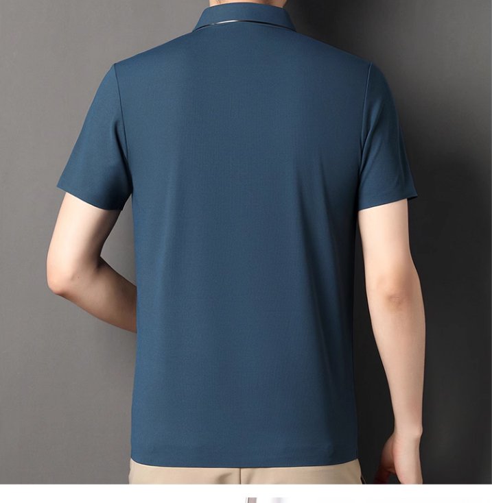 折り襟デザインが際立つメンズシャツ