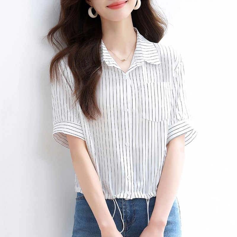ストライプ柄レディース半袖シャツ