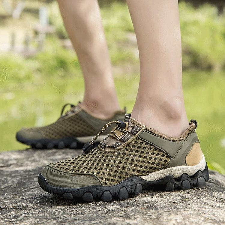 メンズメッシュスニーカー