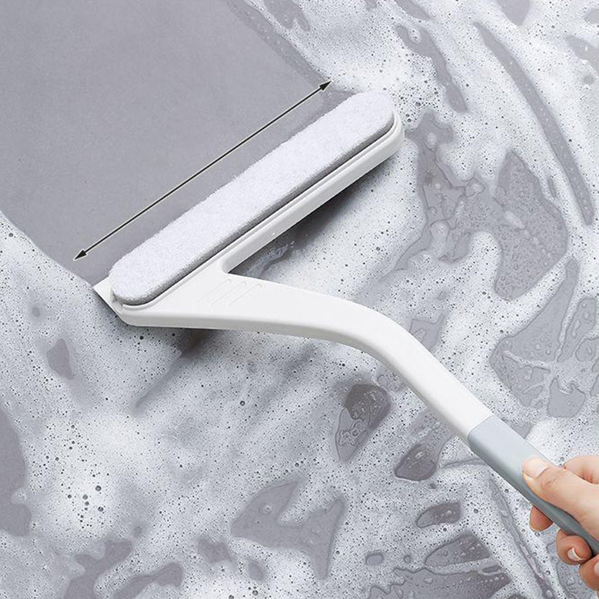 Multi functional wiper blade