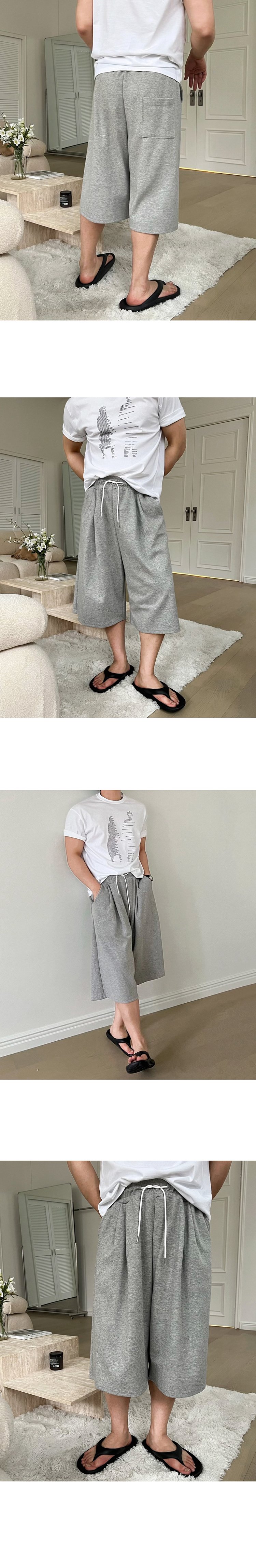 그레이 컬러 맨투맨과 반바지 조합