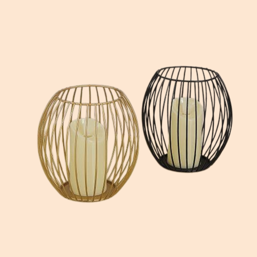 검은색 철제 촛대 장식품