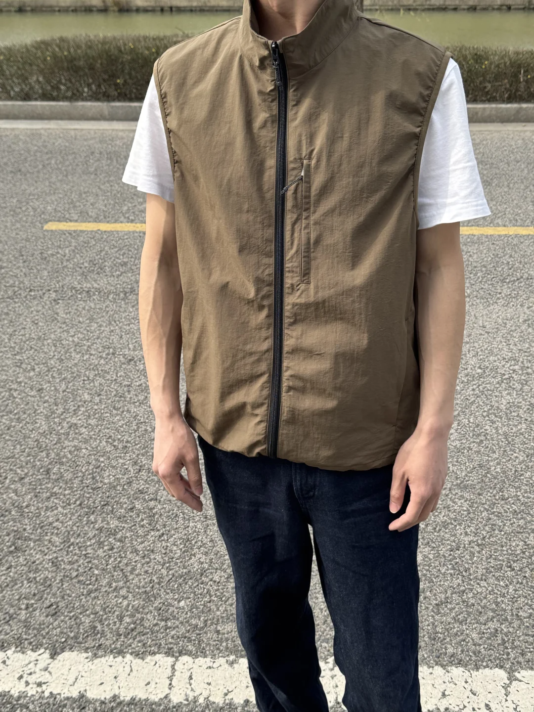 Light outdoor waterproof vest new men's wear-resistant and breathable