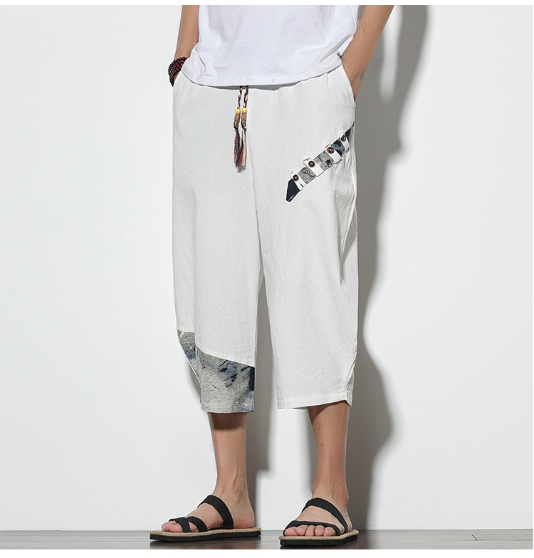 軽量で涼しい素材の7分丈パンツ生地アップ