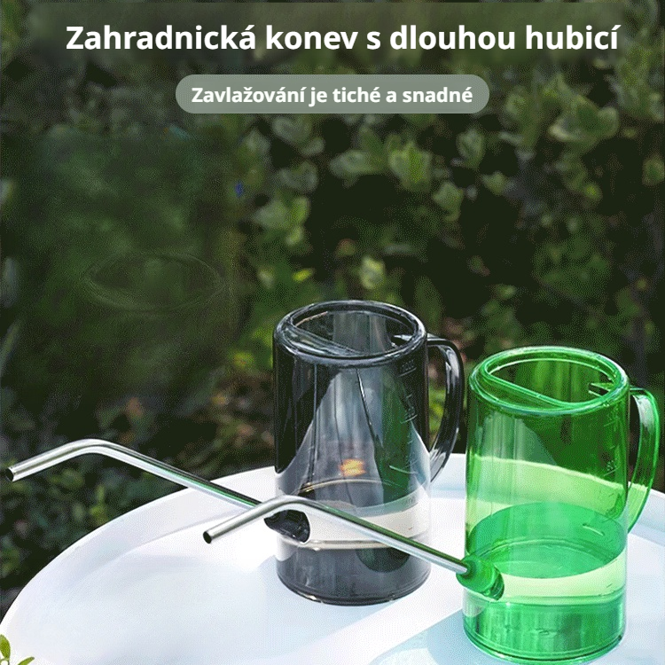Domácí nerezová konvička na zalévání květin s dlouhým hrdlem