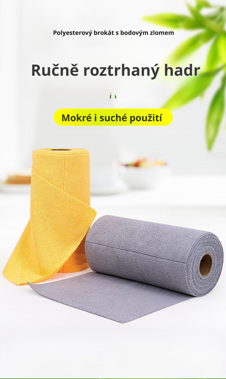 Kuchyňská mycí utěrka na nádobí v moderní kuchyni