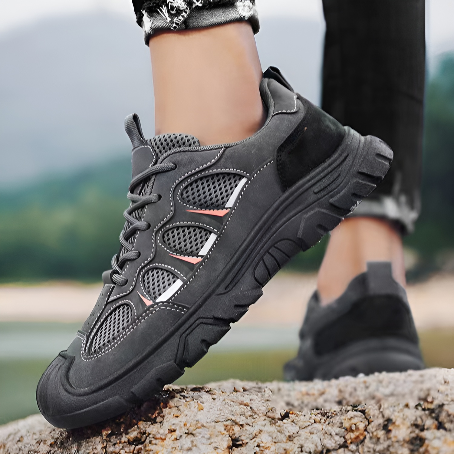 ソフトソールシューズメンズ2025新しい滑り止め耐摩耗労働保護靴アウトドア通気性ハイキングシューズスポーツメンズシューズ