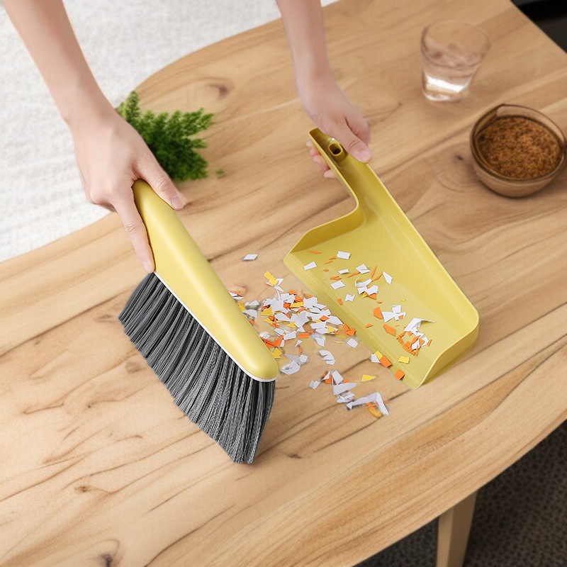 Perforated handle Dusting brush Bed Brush Set storage space multifunction Convenient use Dusting Bro