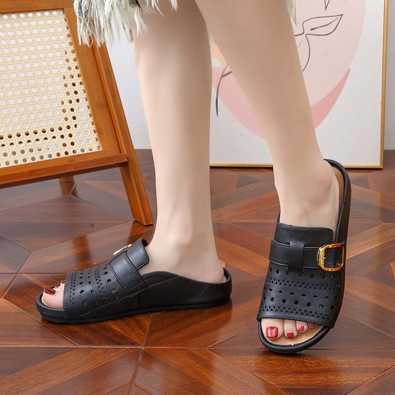 السيدات ارتداء النعال الباردة عالية القيمة