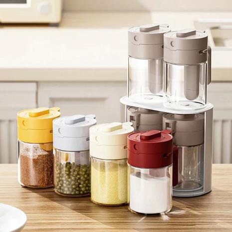 使い勝手抜群の調味料入れ