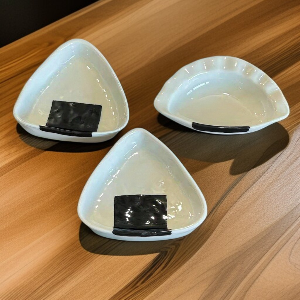 삼각형 귀여운 도자기 맛 접시