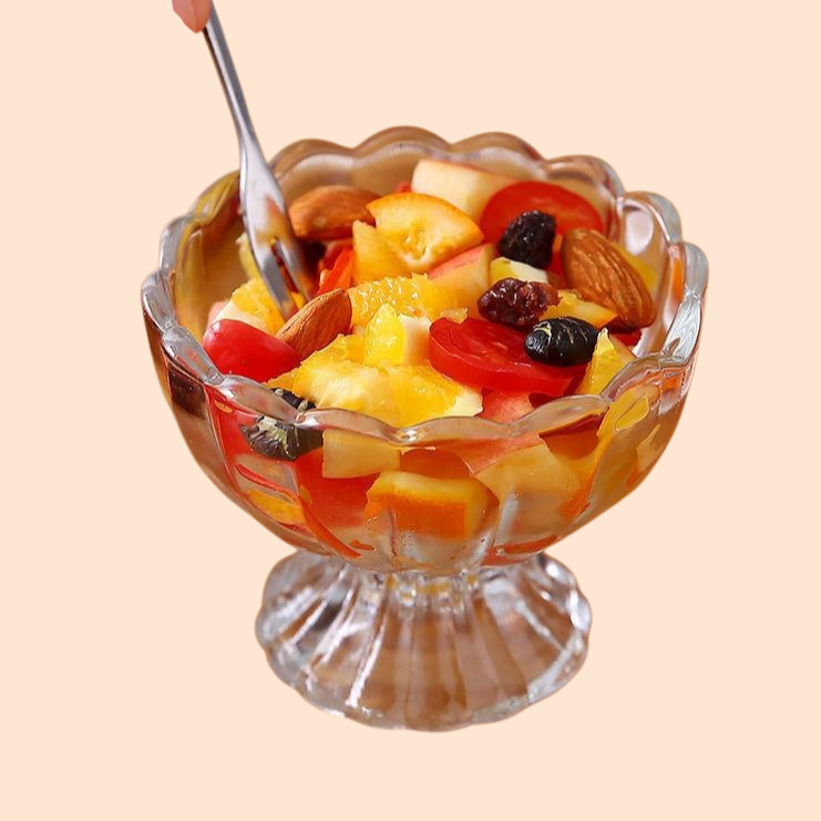 アイスクリームのシングルボールを入れたパフェグラス