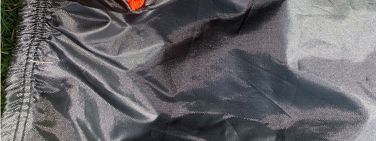 Uniwersalny pokrowiec na rower i samochód