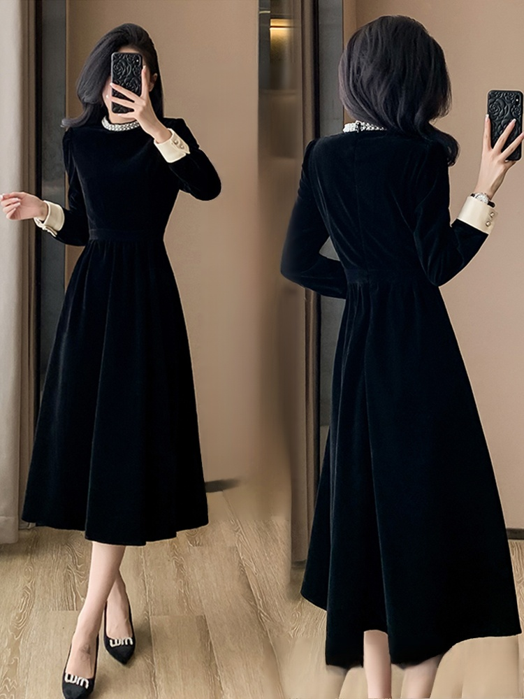 헵번 스타일 벨벳 블랙 원피스