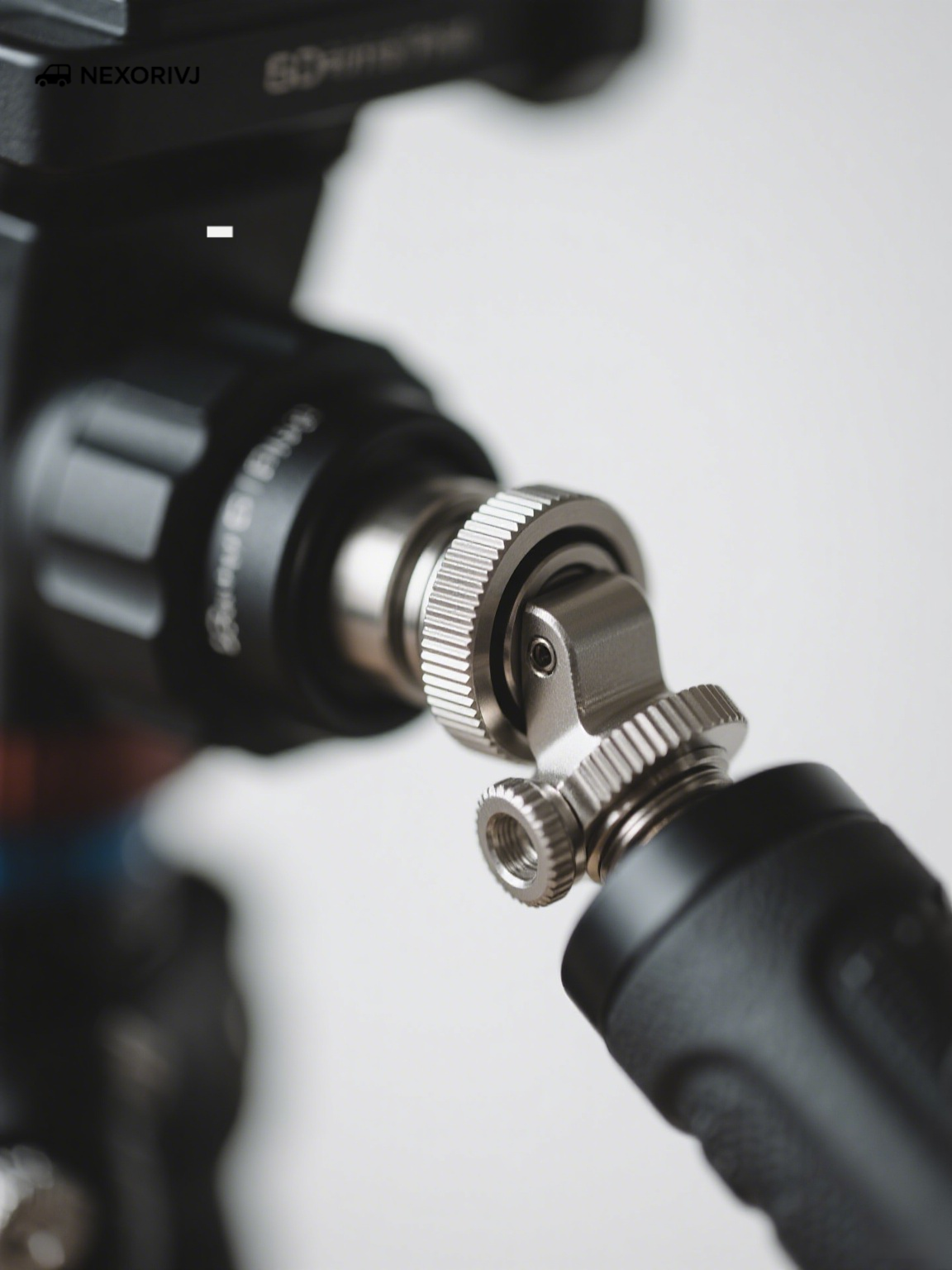 회전 가능한 차량용 거치대