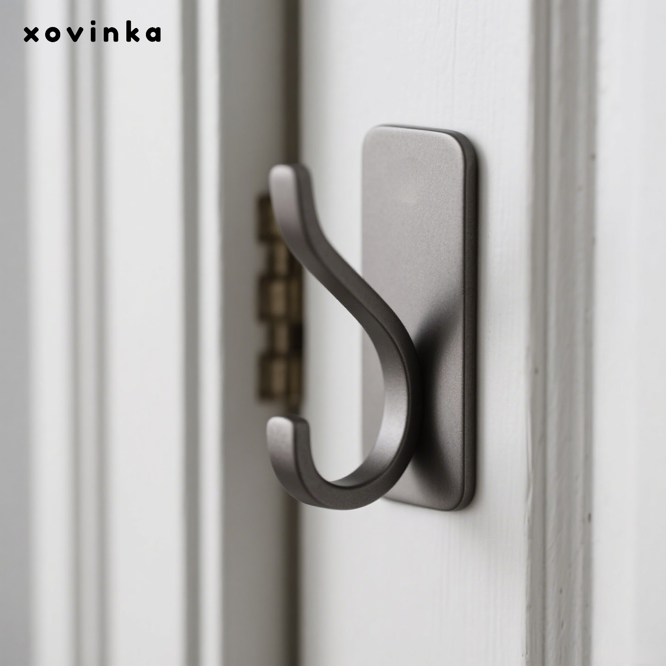 자국 없이 벽에 부착된 강력 접착 옷걸이