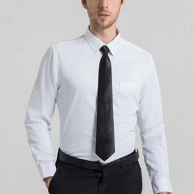 슬림핏 정장 셔츠 옆모습