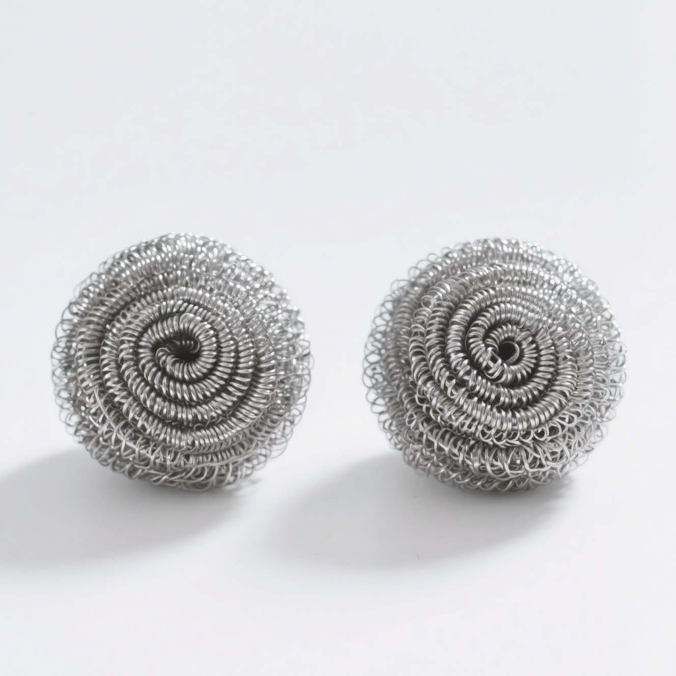 キッチンの汚れを落とすステンレスウール