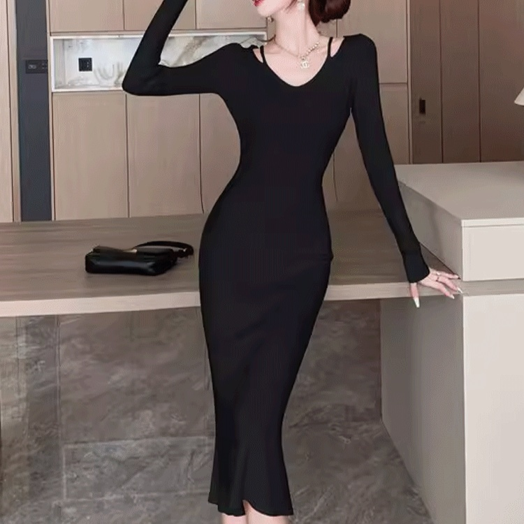 秋冬レイヤード風ニットワンピース