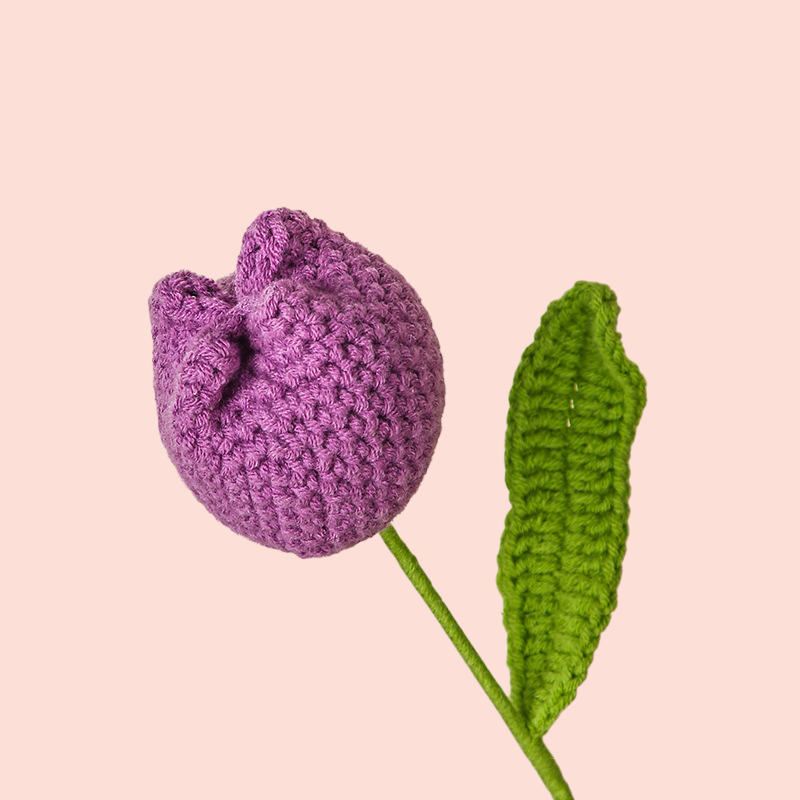 Artificial tulip flowers