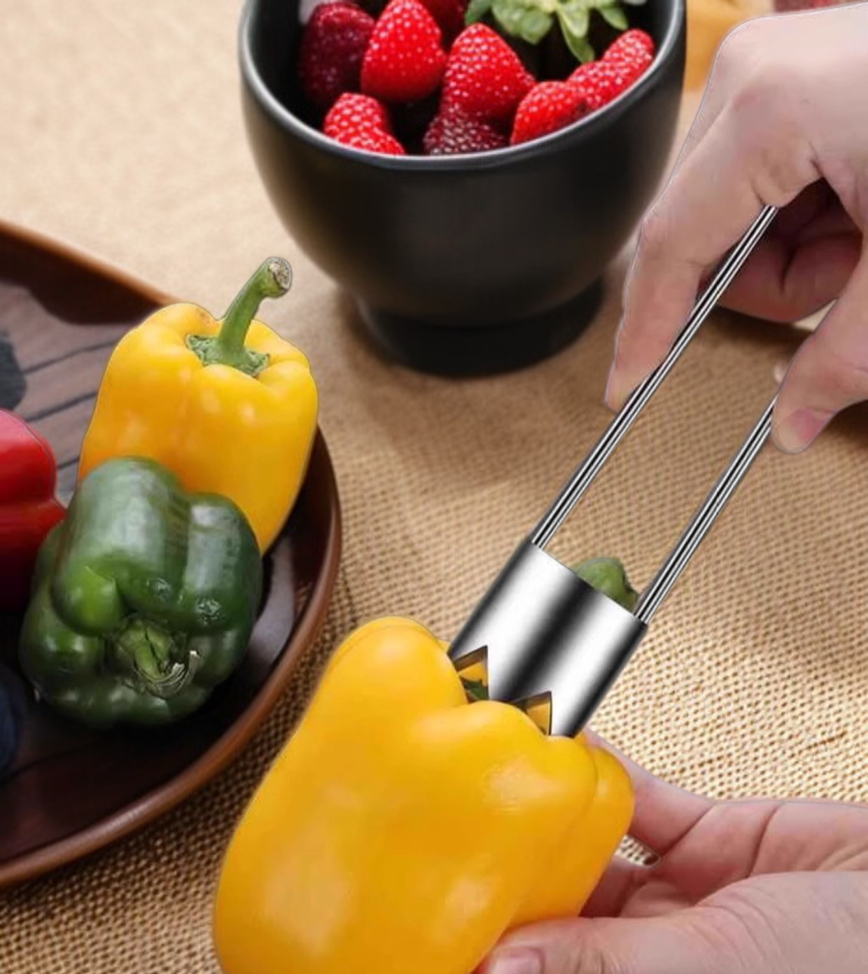 주방에서 편리하게 사용 가능한 과일 코어 제거기