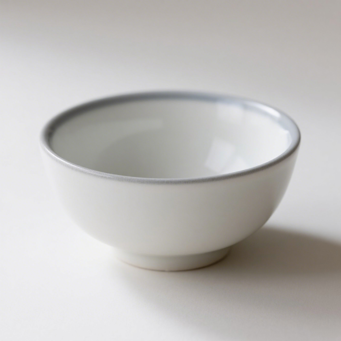 ホワイト陶磁器ボウルのサイズ比較