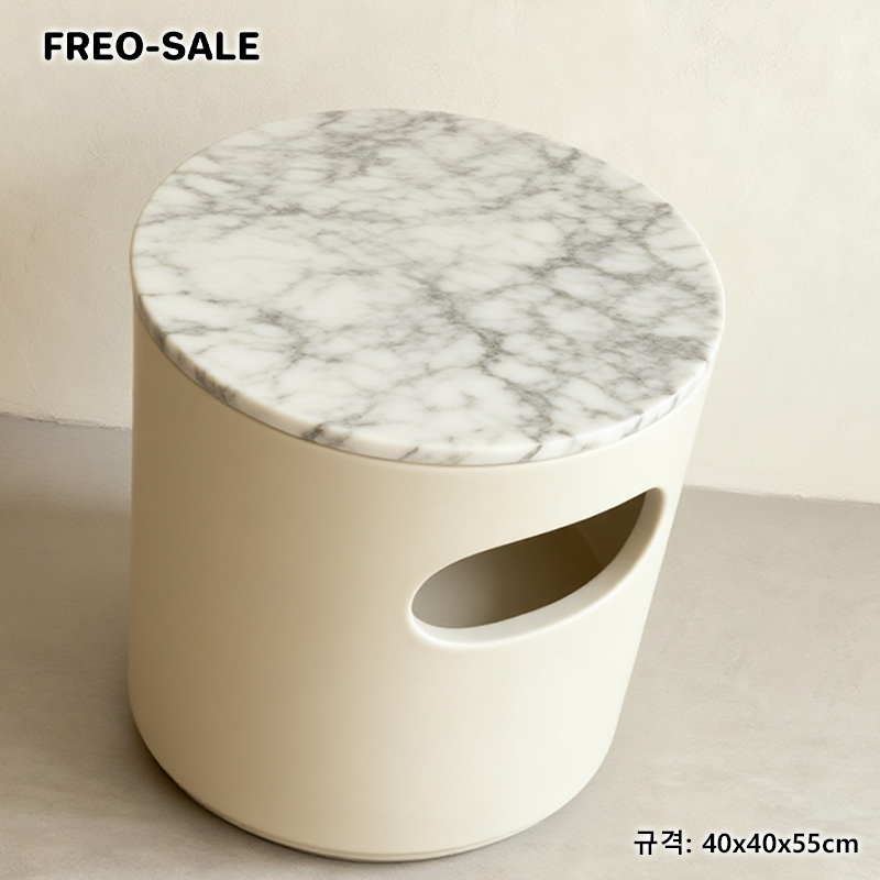 수납 공간이 있는 사이드 테이블 실내 인테리어