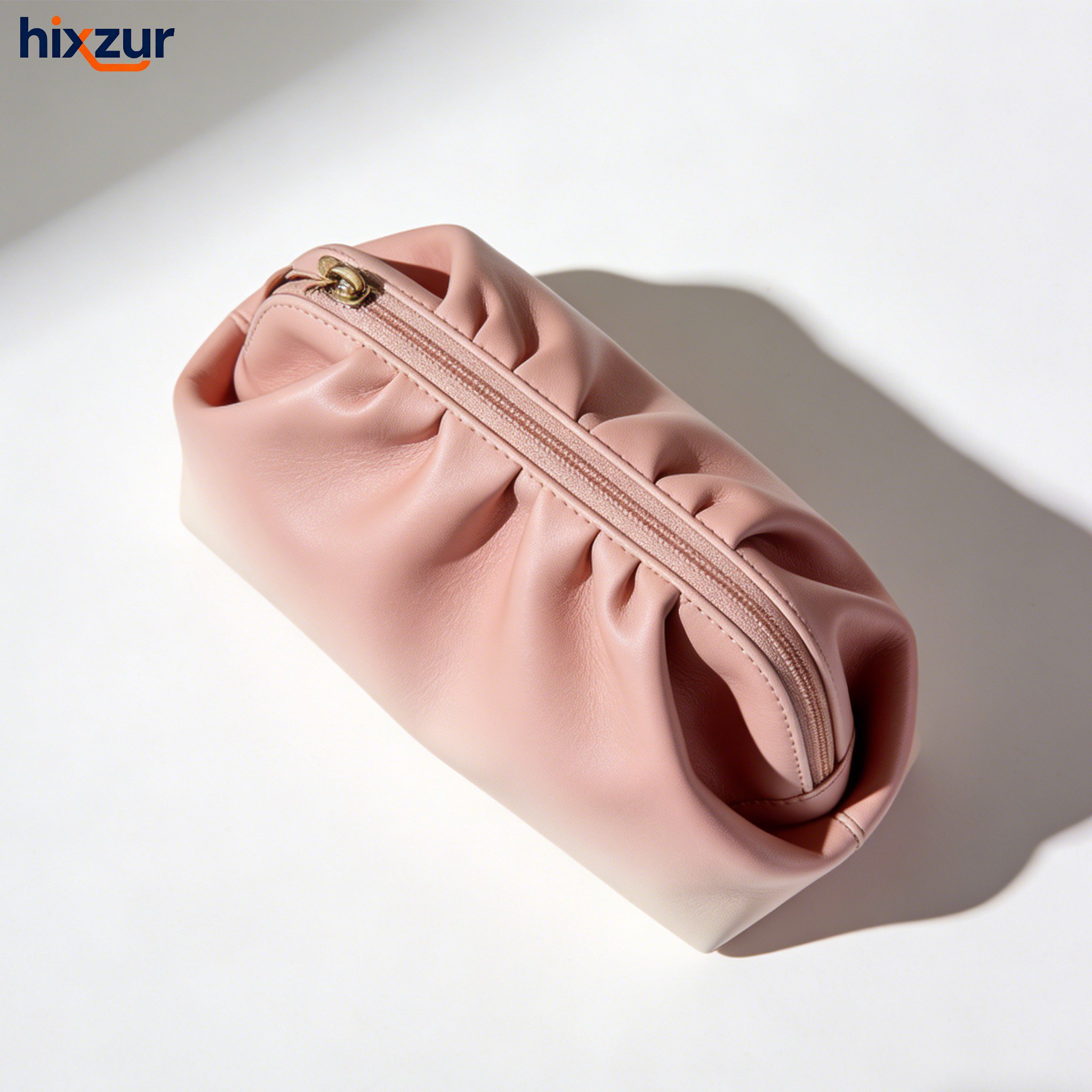 กระเป๋าใส่แปรงแต่งหน้าหนังนุ่ม ดีไซน์เรียบง่าย