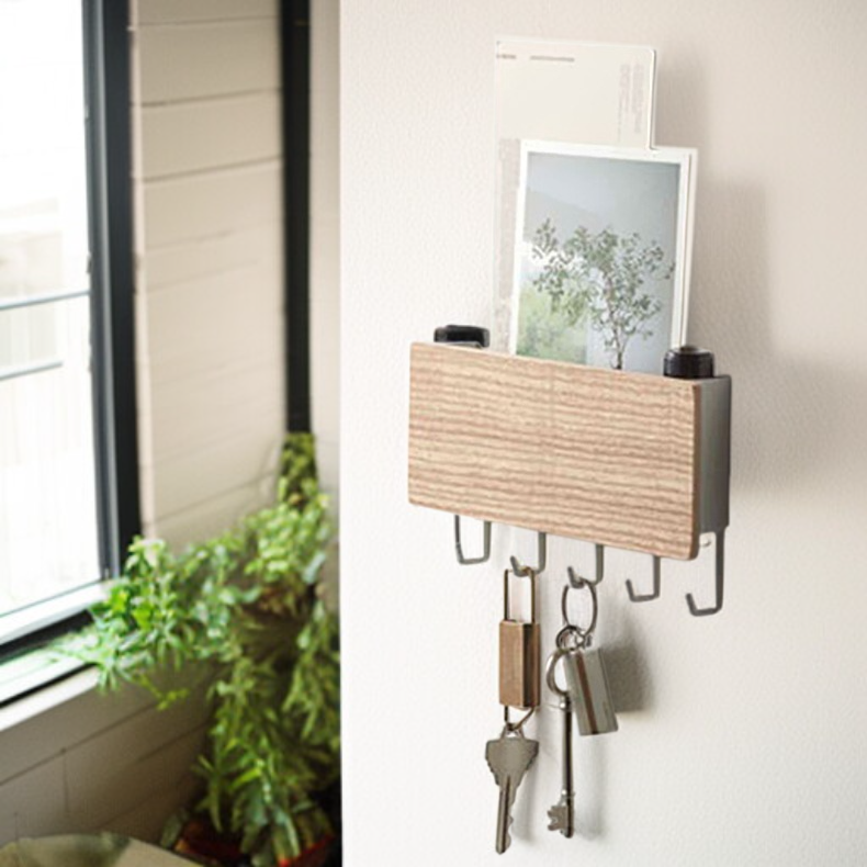 Organizador multifuncional de llaves de madera