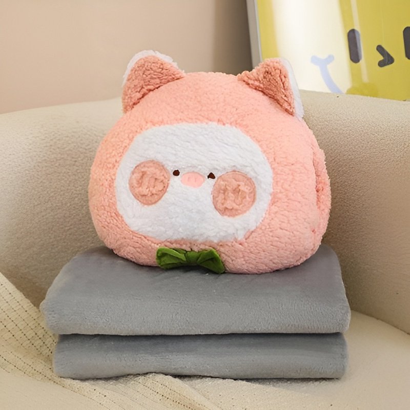 Summer cushions and quilts are a must-have for office naps