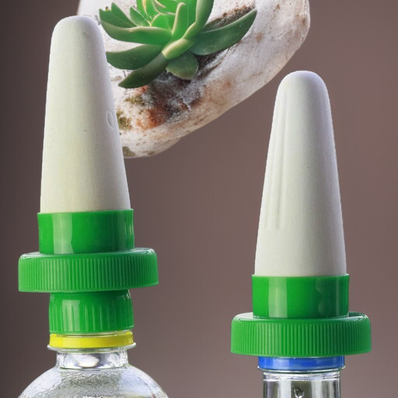 ガーデンスプリンクラー 植物用自動点滴灌漑システム 4点セット