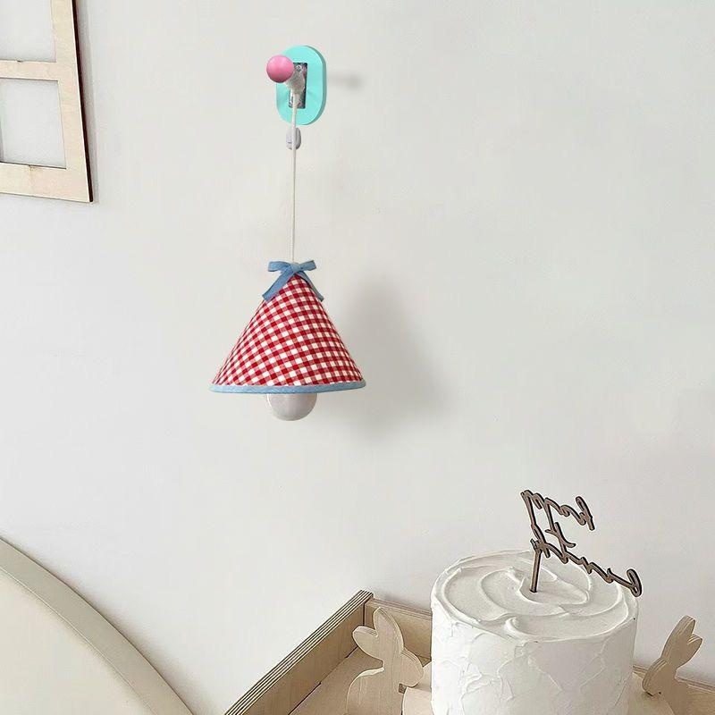 少女らしい丸型寝室用壁掛けライト