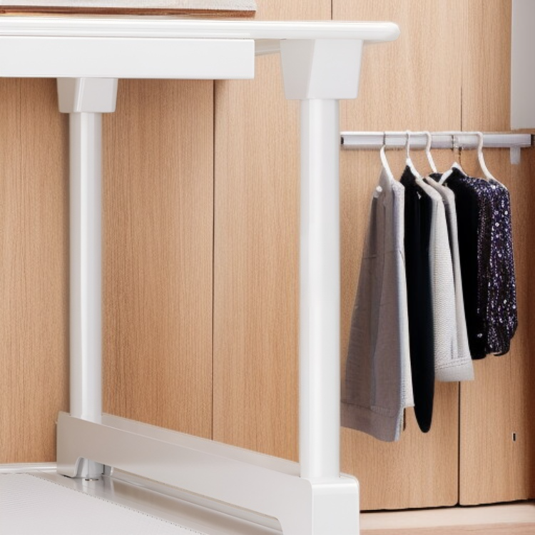 クローゼット内の靴整理に最適な靴ラック