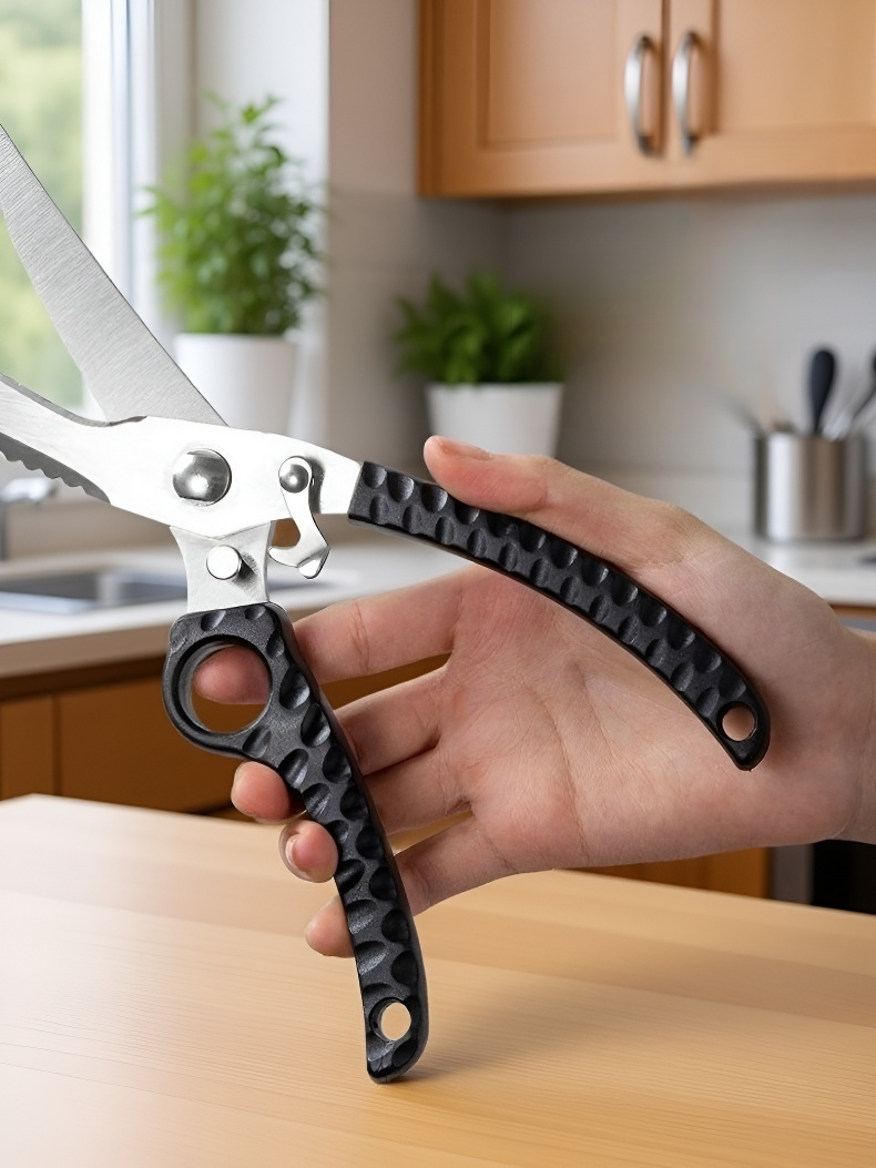 닭뼈 절단 시 사용하는 가위