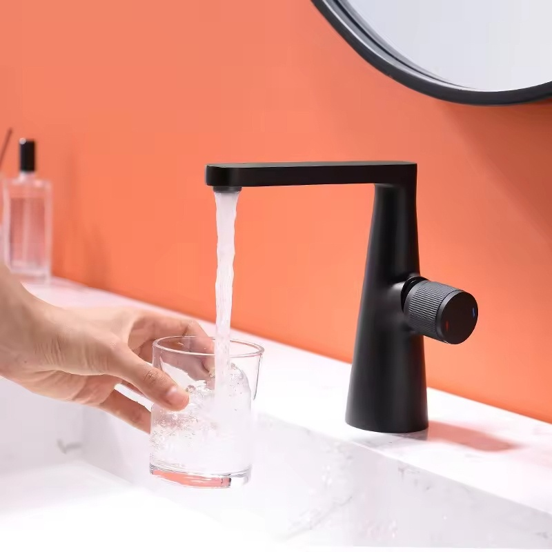 家用冷熱水龍頭