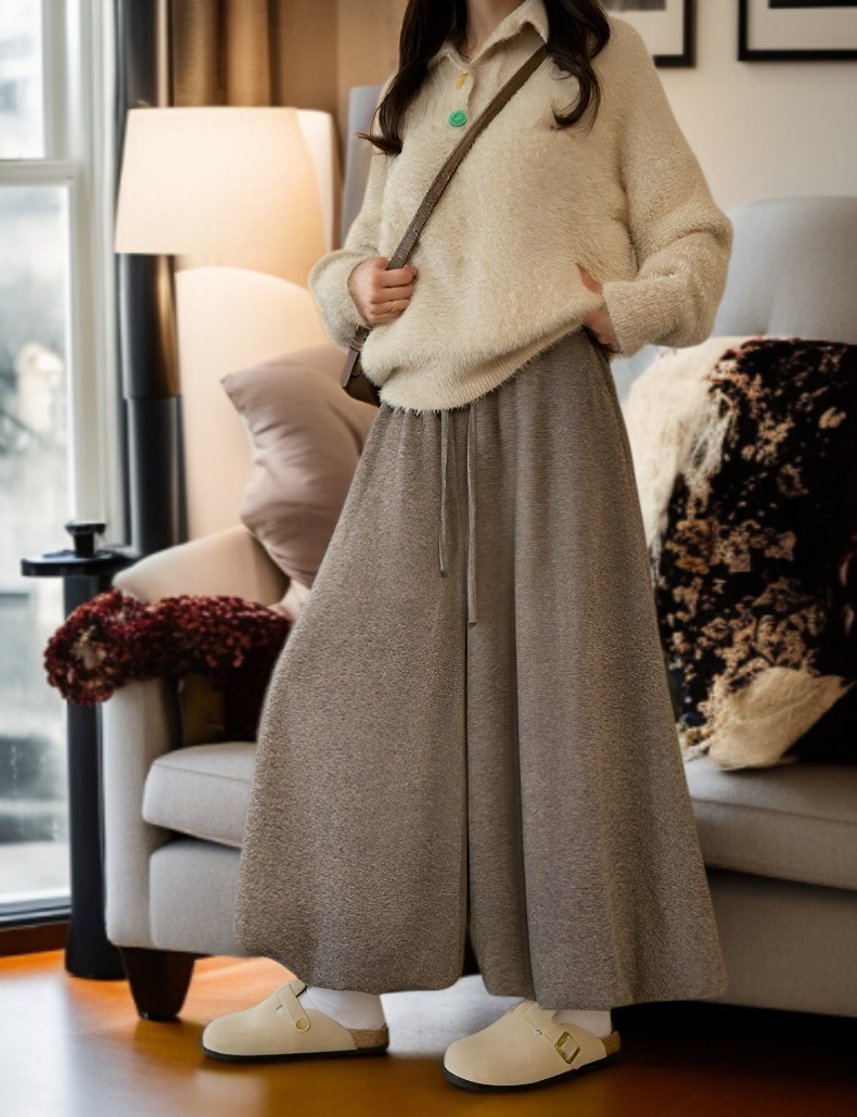 스커트와 팬츠가 결합된 독특한 디자인