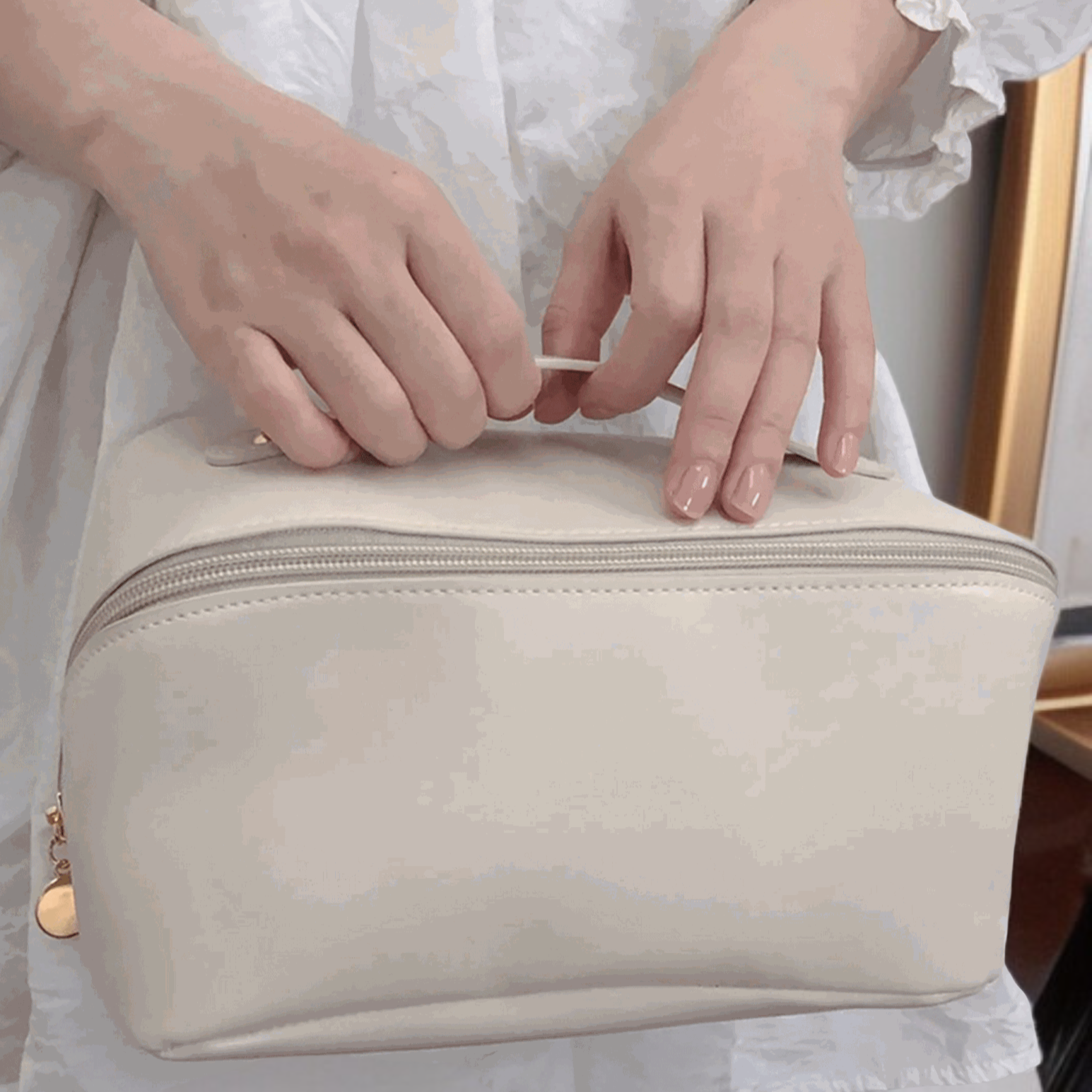 여행용 대용량 화장품 파우치 베개형 인스타 스타일