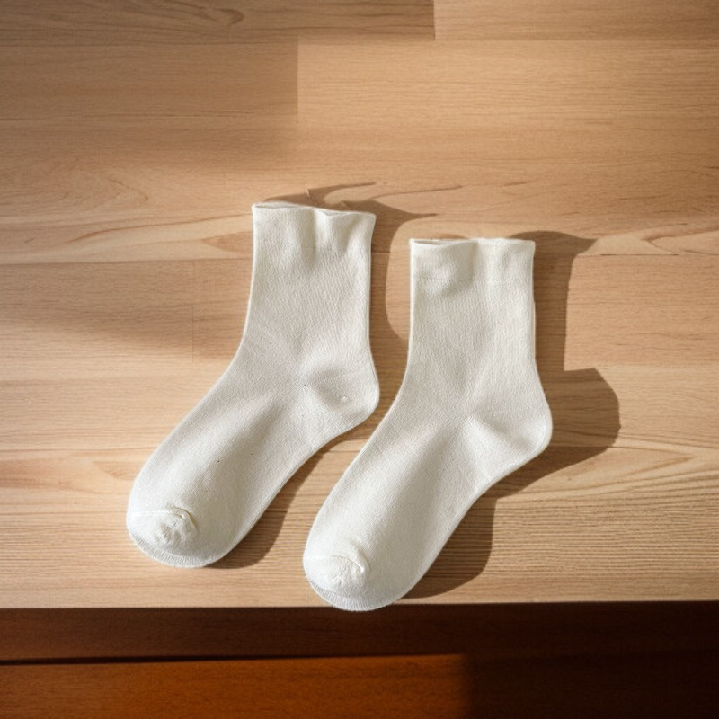 綿素材のミドルソックス